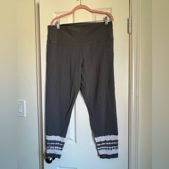 Bundle of 3 Pairs of Aerie Leggings Size XXL - Picture 11 of 11